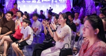 Hàng nghìn khách đổ về The Vietnam Grand WeddX 2026, choáng ngợp trước “đại tiệc cưới” lớn bậc nhất Việt Nam Hàng nghìn khách đổ về The Vietnam Grand WeddX 2026, choáng ngợp trước “đại tiệc cưới” lớn bậc nhất Việt Nam
