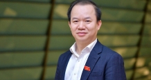 PGS.TS Bùi Hoài Sơn: 'Đất Nước Thiên Hùng Ca' khơi dậy niềm tự hào Việt Nam PGS.TS Bùi Hoài Sơn: 'Đất Nước Thiên Hùng Ca' khơi dậy niềm tự hào Việt Nam