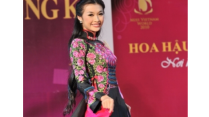 Hạ Thị Hoàng Anh giành danh hiệu Miss áo dài