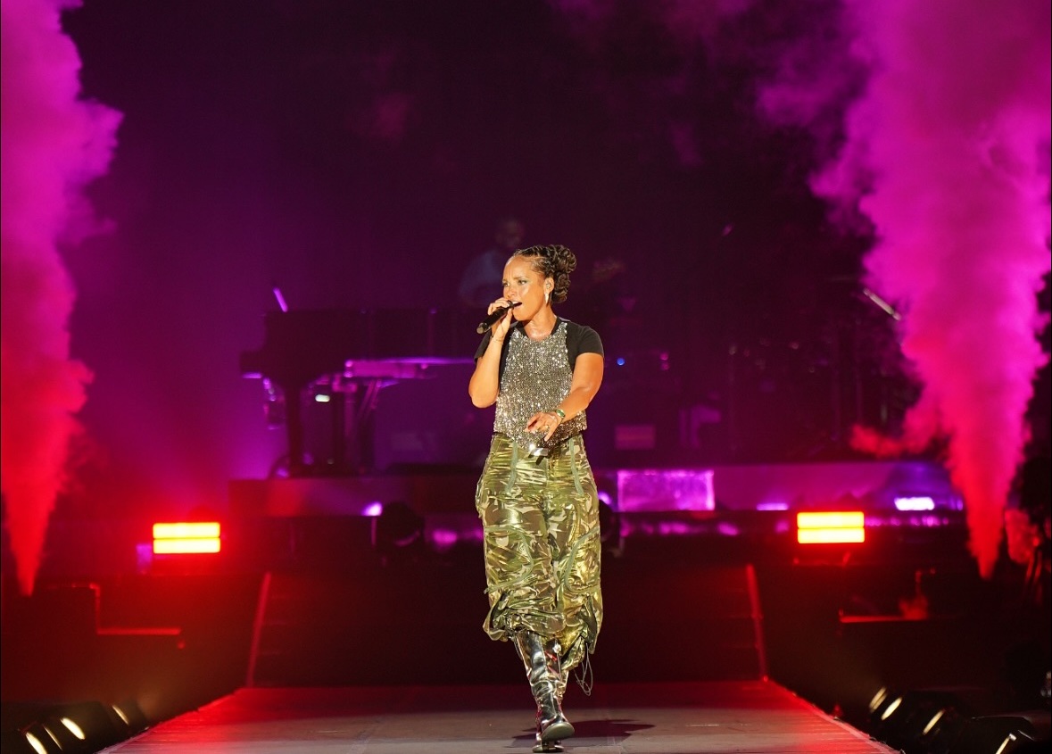 Alicia Keys – Khi ký ức, hiện tại và nghệ thuật giao nhau ở Hà Nội