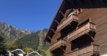 Chamonix – thị trấn xinh đẹp dưới chân đỉnh Mont Blanc 