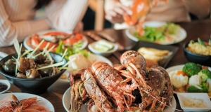 Chương trình ẩm thực nổi bật tại Renaissance Riverside Hotel Saigon
