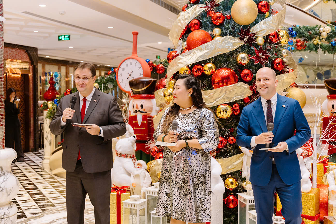 “Chuyến tàu Lễ hội Diệu Kỳ” – chuỗi sự kiện mùa lễ hội 2025 của The Reverie Saigon