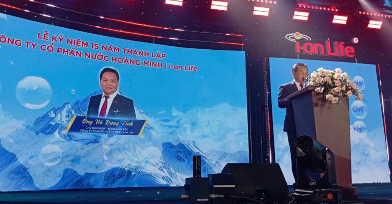 Công ty Cổ phần nước Hoàng Minh tổ chức lễ kỷ niệm 15 năm ra mắt sản phẩm nước i-on life tại thị trư