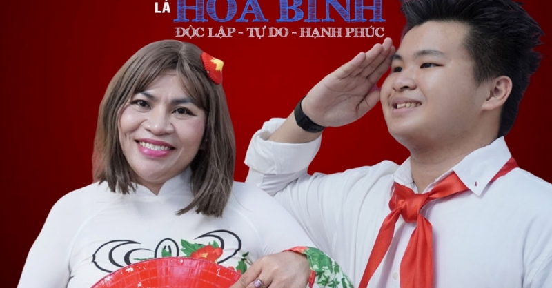 “Dưới Ngọn Cờ” – Bộ ảnh mừng 30.4 cực chất từ Cùng Con Đi Khắp Thế Gian