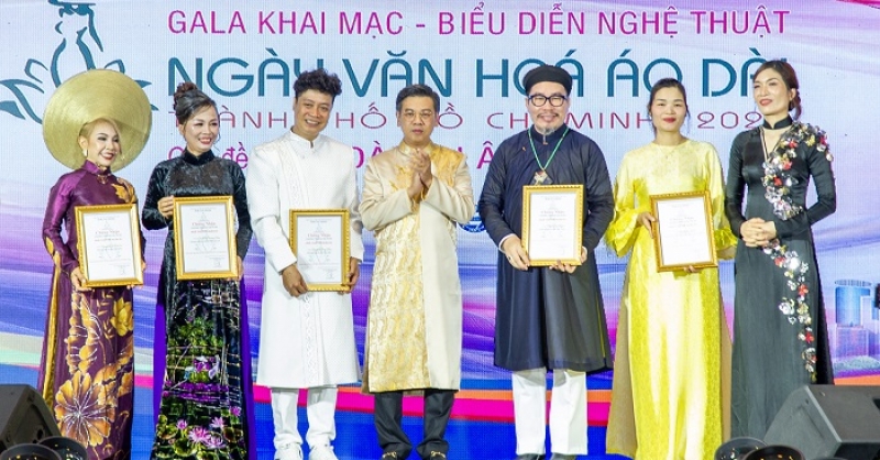 Gala “Áo dài Tri ân” trong chuỗi sự kiện “ Ngày hội văn hoá áo dài TP.HCM 2025”