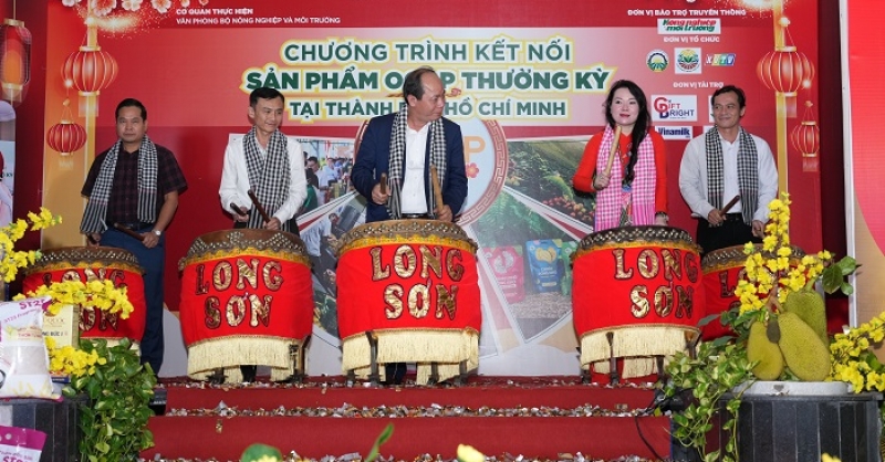 Khai mạc Hội chợ “Sắc hương OCOP và Tết cổ truyền dân tộc” tại TP. Hồ Chí Minh