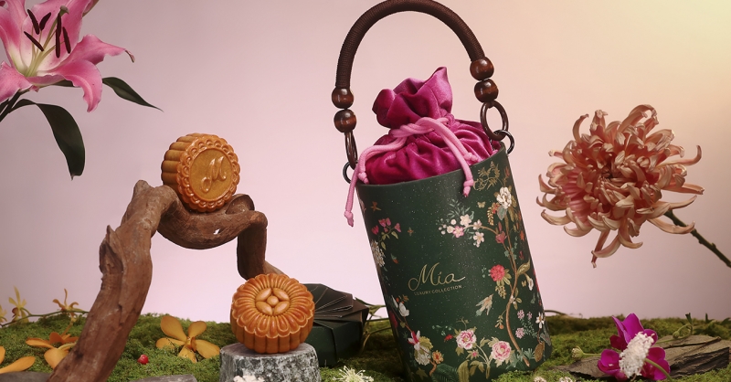 “Nguyệt Hoa – Moonlit Blossoms” - vẻ đẹp mong manh của BST bánh Trung Thu từ Mia Luxury Collection 