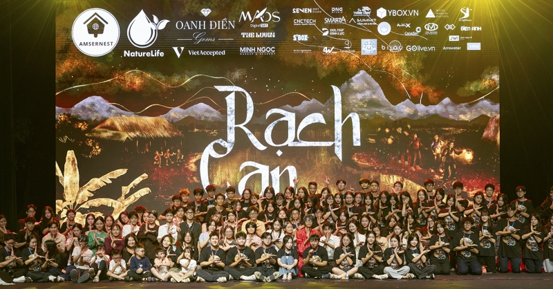 ON STAGE: khi sân khấu hóa hơi thở cuộc sống