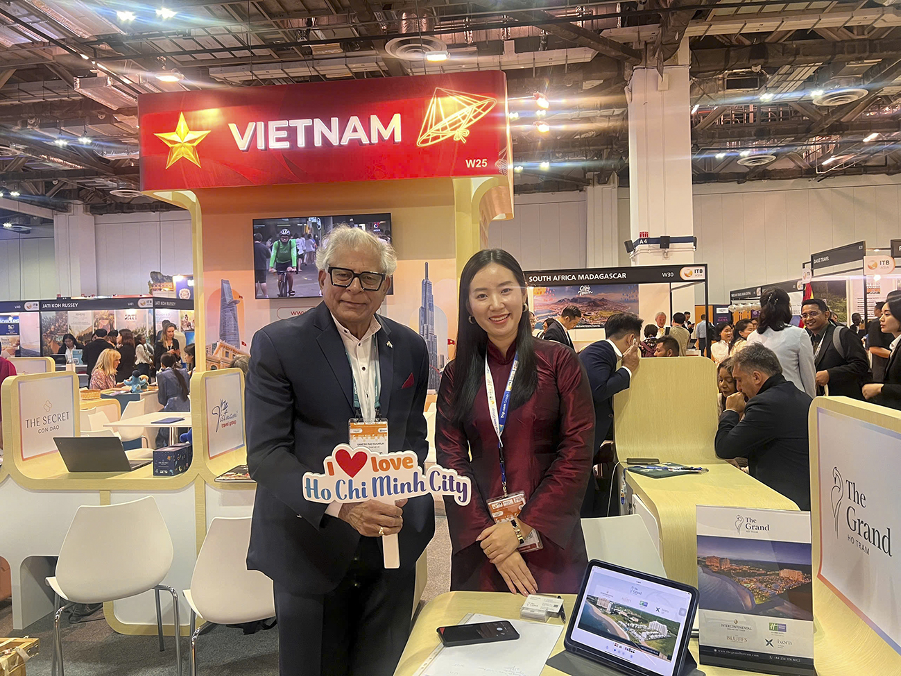 Tp.HCM tăng cường xúc tiến du lịch tại hội chợ du lịch quốc tế ITB ASIA 2025, thu hút mạnh mẽ thị trường khách Châu Á
