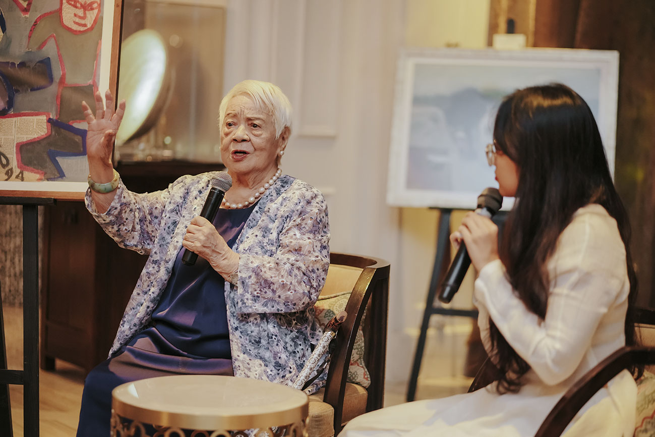 TRIỄN LÃM “HẠT NỞ ĐỒNG HOA” tại Hotel des Arts Saigon