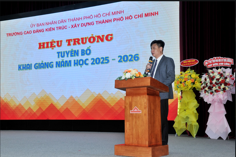 Trường Cao đẳng Kiến trúc-Xây dựng TP.HCM Khai giảng năm học 2025-2026: Vững bước với sứ mệnh kỹ cương sáng tạo đột phá phát triển
