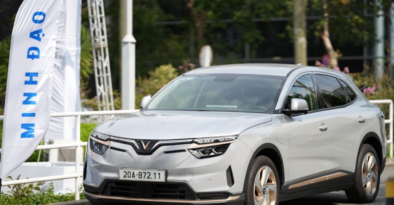 Ưu đãi lên tới 10%, xe điện VinFast được đánh giá là “món hời” trước Tết