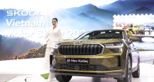 VIETNAM MOTOR SHOW 2024 chính thức khai mạc với chủ đề “Công nghệ mở tương lai Xanh”