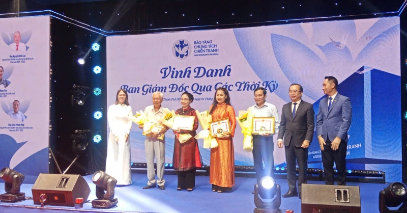 Kỷ niệm 50 năm thành lập Bảo tàng Chứng tích Chiến tranh Kỷ niệm 50 năm thành lập Bảo tàng Chứng tích Chiến tranh