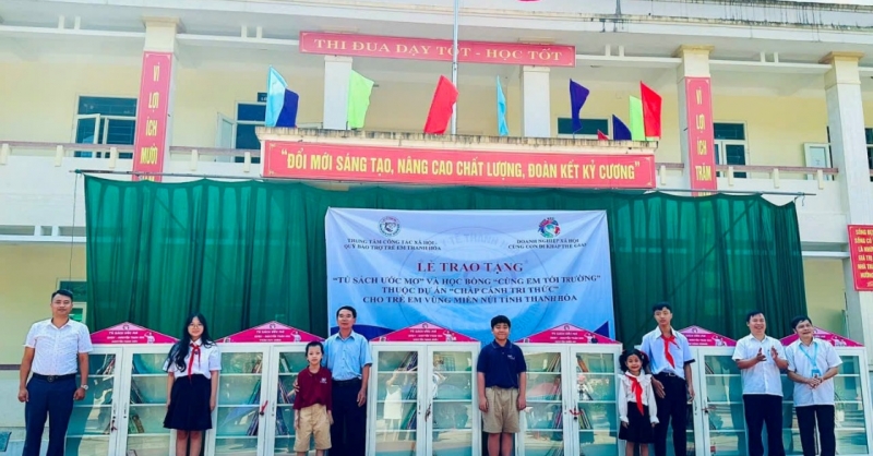 Nguyễn Thảo Nhi và ước mơ “Chắp cánh tri thức” Nguyễn Thảo Nhi và ước mơ “Chắp cánh tri thức”