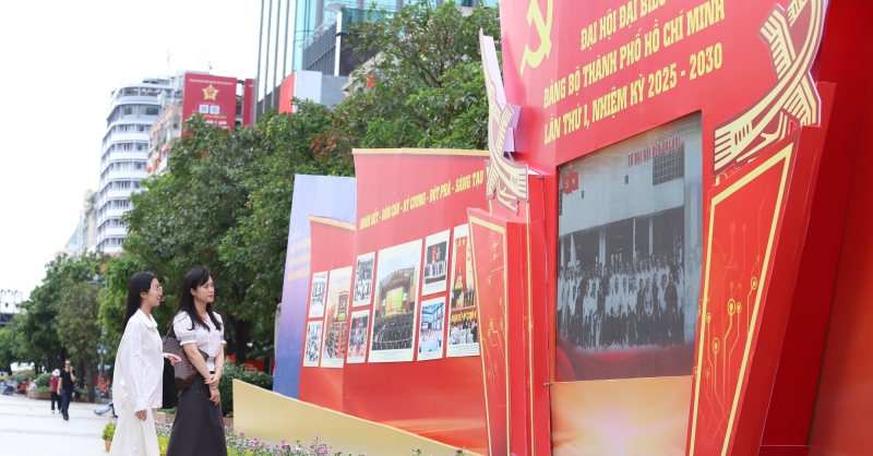 TPHCM rực rỡ sắc màu, sẵn sàng cho Đại hội Đảng bộ lần thứ I, nhiệm kỳ 2025-2030 TPHCM rực rỡ sắc màu, sẵn sàng cho Đại hội Đảng bộ lần thứ I, nhiệm kỳ 2025-2030
